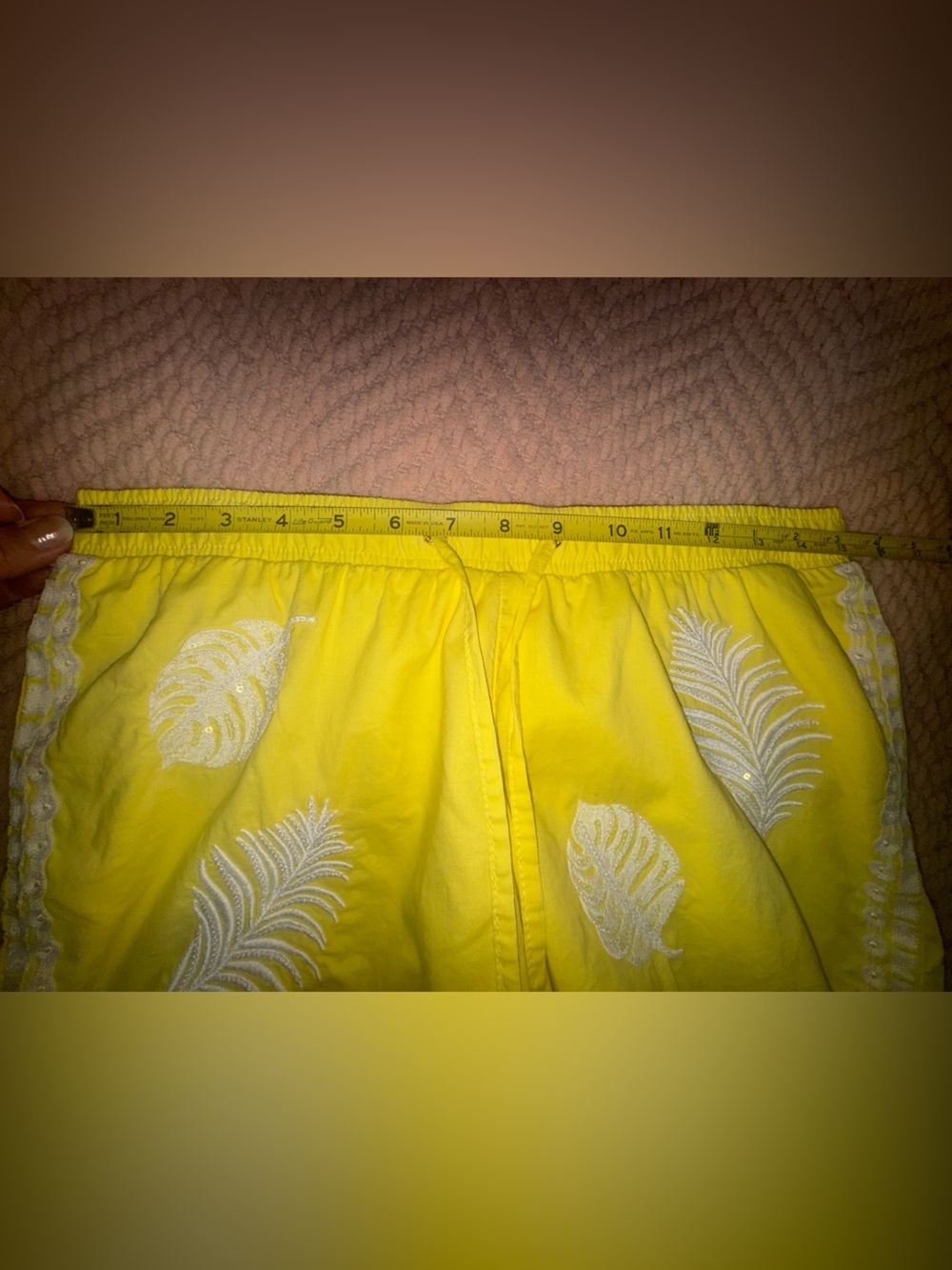 Lilly Pulitzer Katia Embroidered Watch Hill Yellow Sequin Shorts size small - Picture 7 of 13